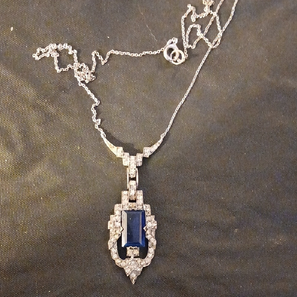 Elegant 935 Sterling Silver and Paste / Glass Pendant Necklace